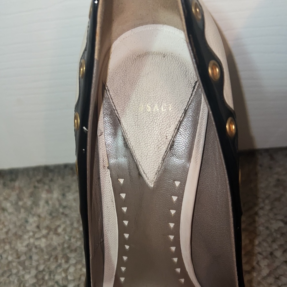 Versace Peep-Toe Pumps - Picture 2 of 11